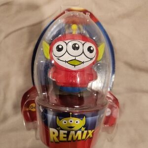 Disneyland Disney Remix Alien Toy -dressed As Miguel
